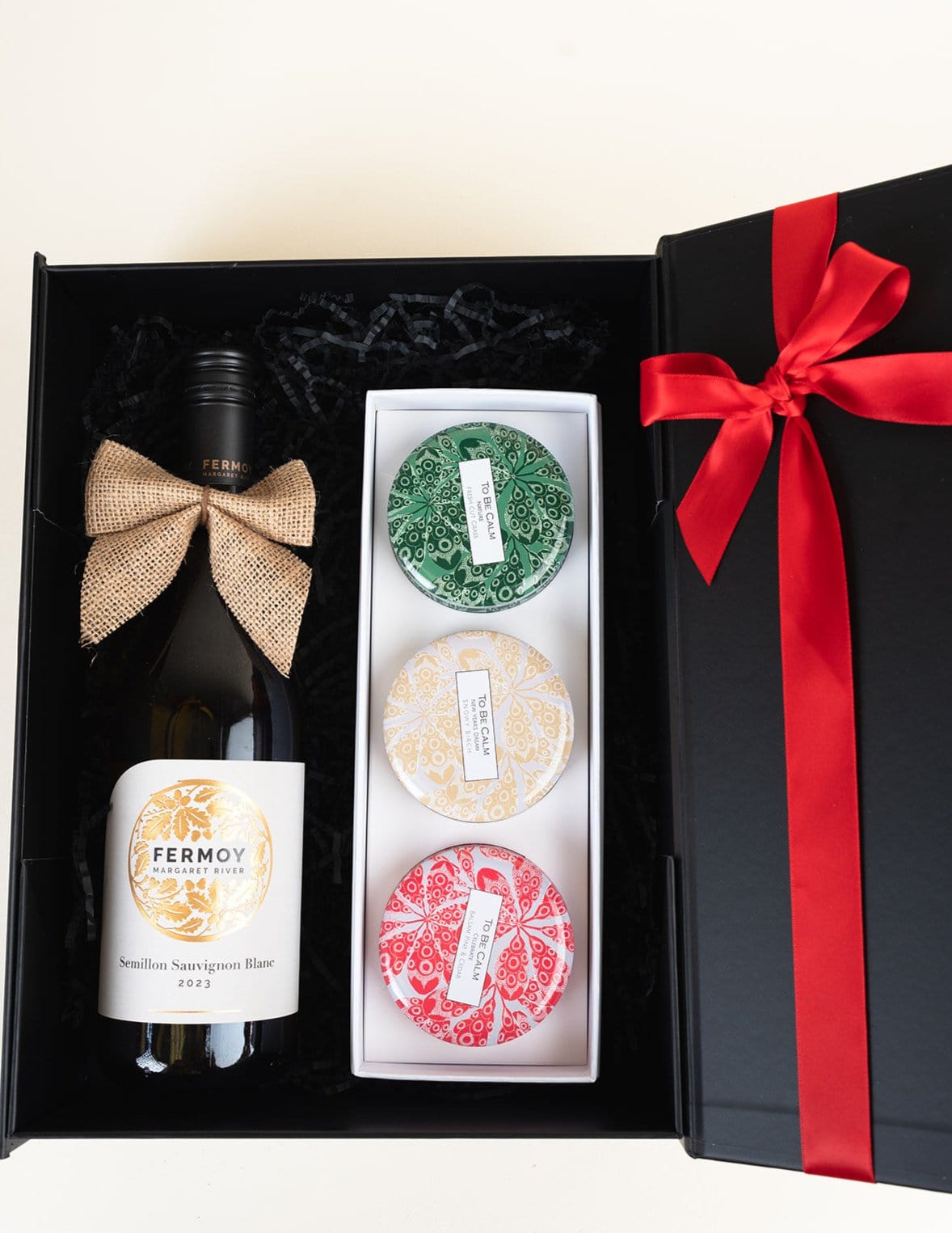 Christmas Wine & Candles Gift Hamper