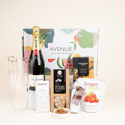 Moet & Stawberries Champagne Gift Hamper